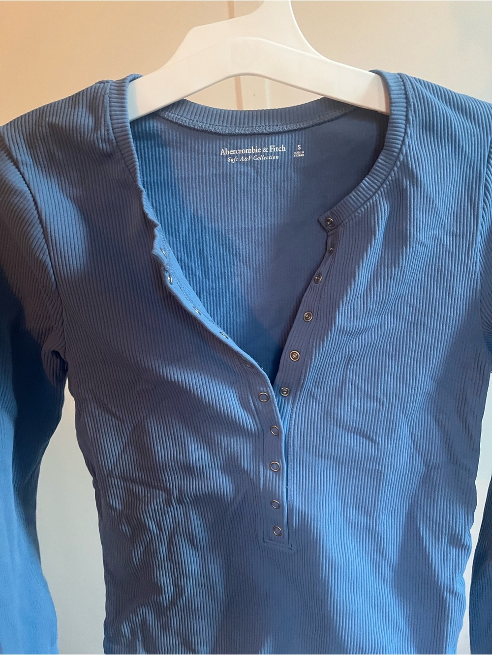 Abercrombie & Fitch Blue Ribbed Henley Top - Picture 2 of 3